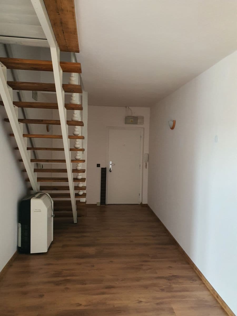Prodej bytu 3+kk 89 m², Sportovní, Praha, Praha Prodej bytu 3+kk 89 m², Sportovní, Praha, Praha