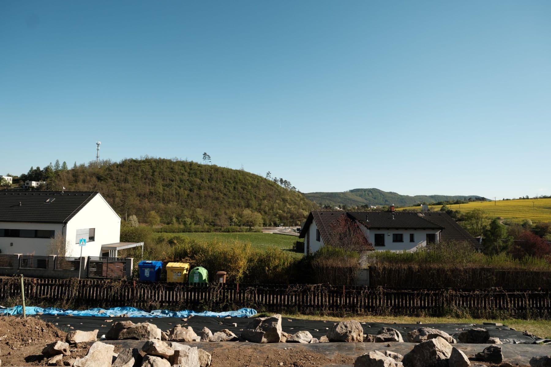 Pronájem domu 198 m², pozemek 1.038 m², Luční, Králův Dvůr, Středočeský kraj Pronájem domu 198 m², pozemek 1.038 m², Luční, Králův Dvůr, Středočeský kraj