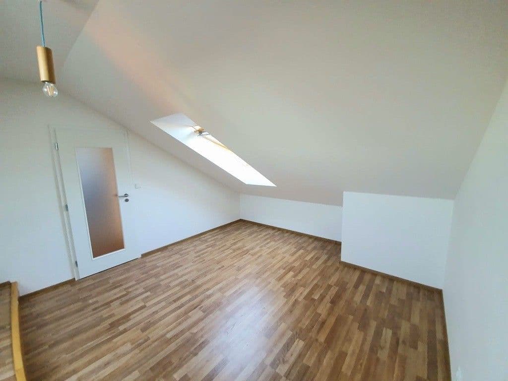 Pronájem bytu 4+kk 77 m², Korunovační, Praha, Praha Pronájem bytu 4+kk 77 m², Korunovační, Praha, Praha