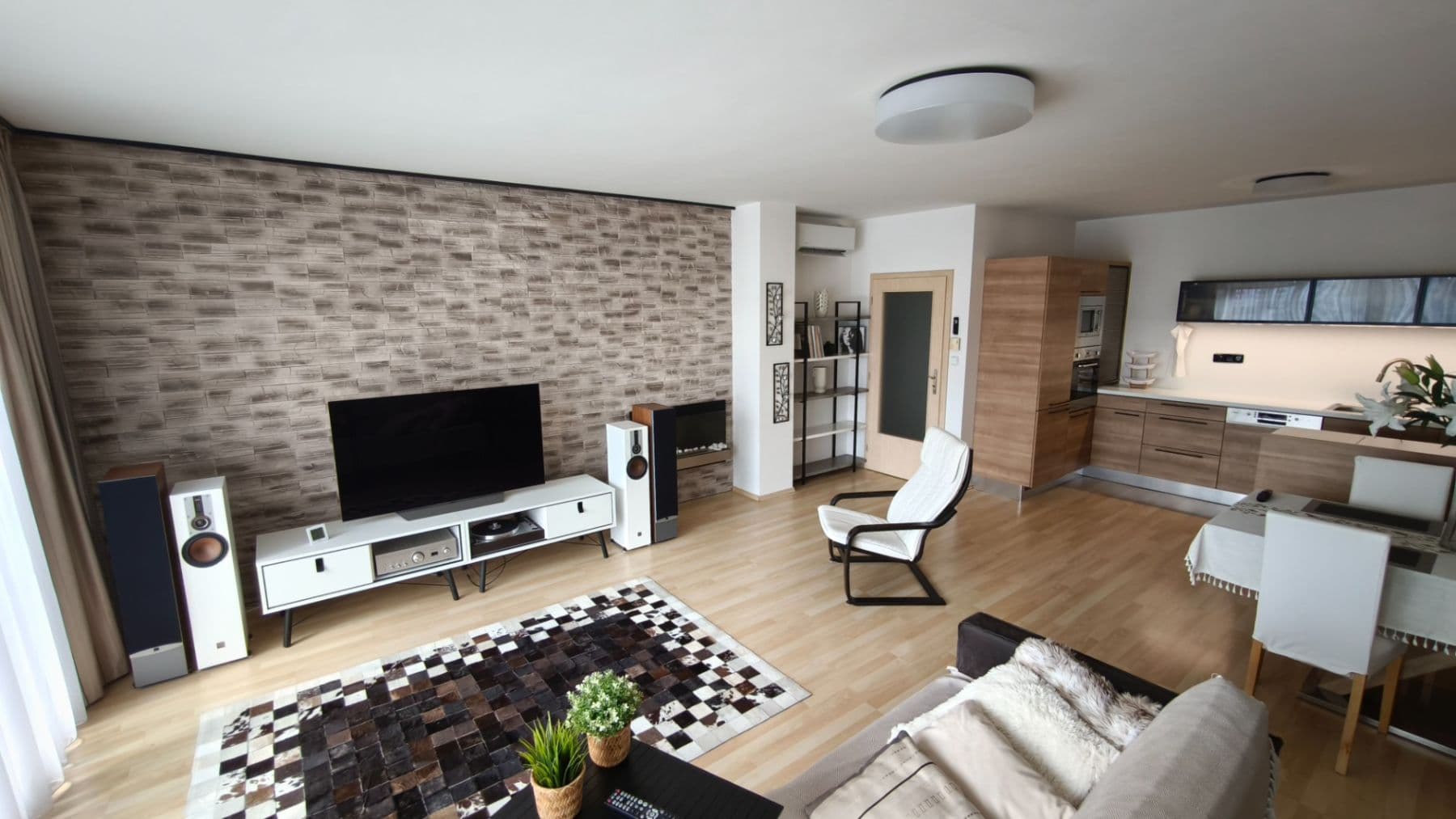 Prodej bytu 2+kk 82 m², Na Harfě, Praha, Praha Prodej bytu 2+kk 82 m², Na Harfě, Praha, Praha