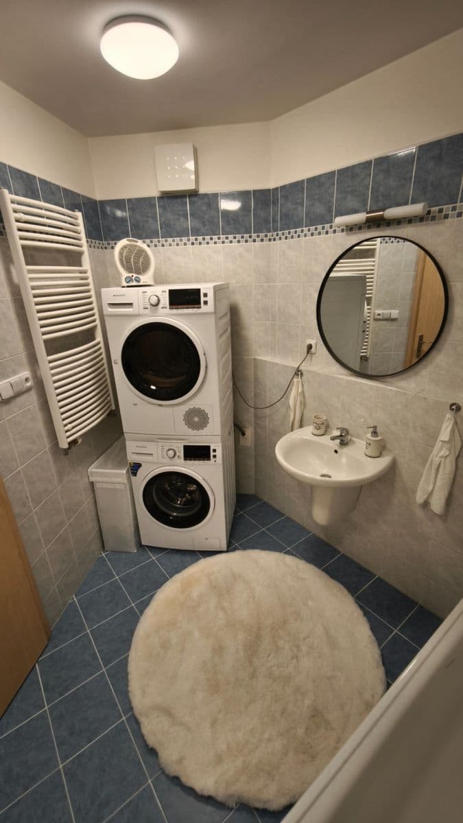 Prodej bytu 2+kk 82 m², Na Harfě, Praha, Praha Prodej bytu 2+kk 82 m², Na Harfě, Praha, Praha