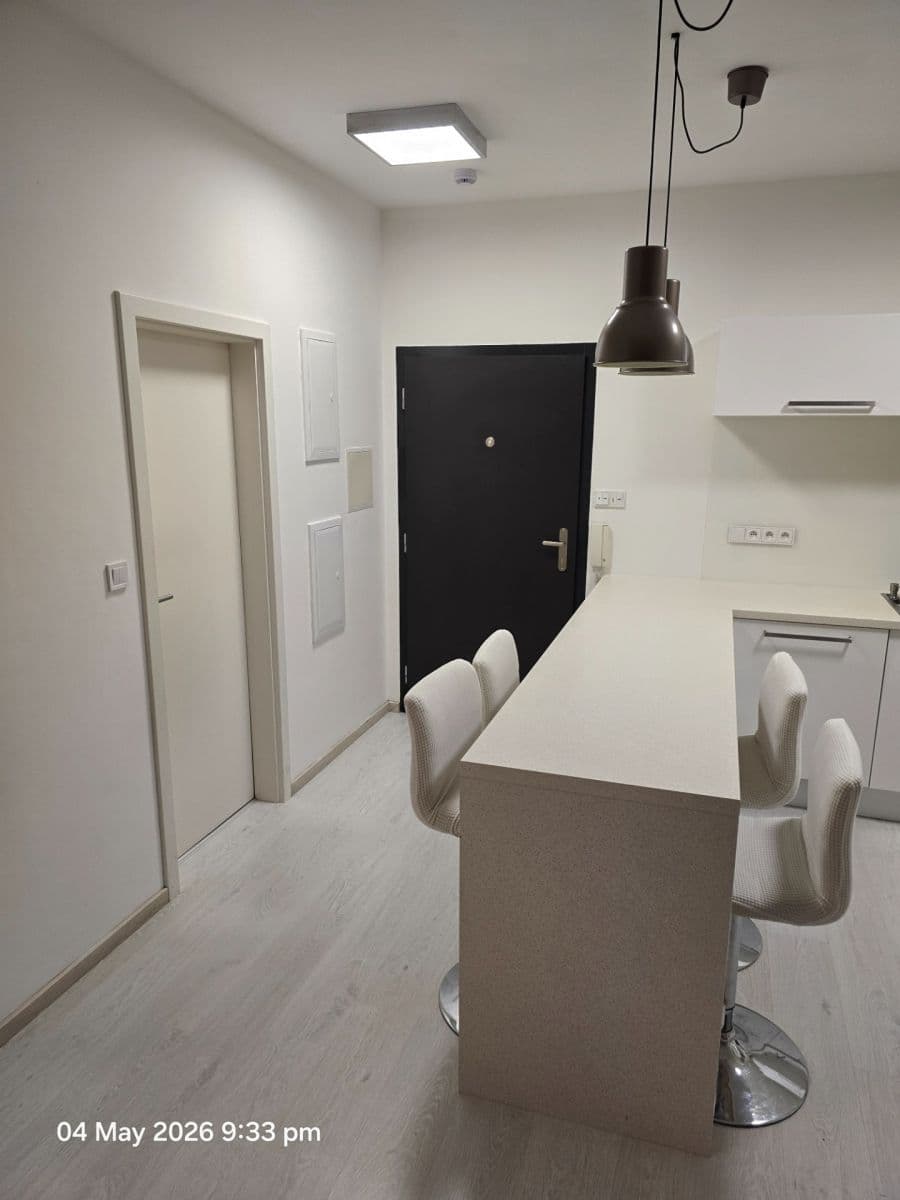 Pronájem bytu 2+kk 56 m², Počernická, Praha, Praha Pronájem bytu 2+kk 56 m², Počernická, Praha, Praha