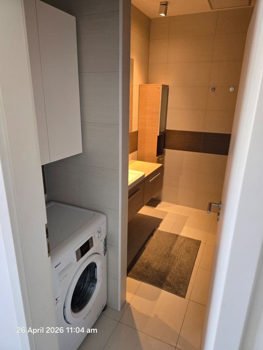 Pronájem bytu 2+kk 56 m², Počernická, Praha, Praha Pronájem bytu 2+kk 56 m², Počernická, Praha, Praha