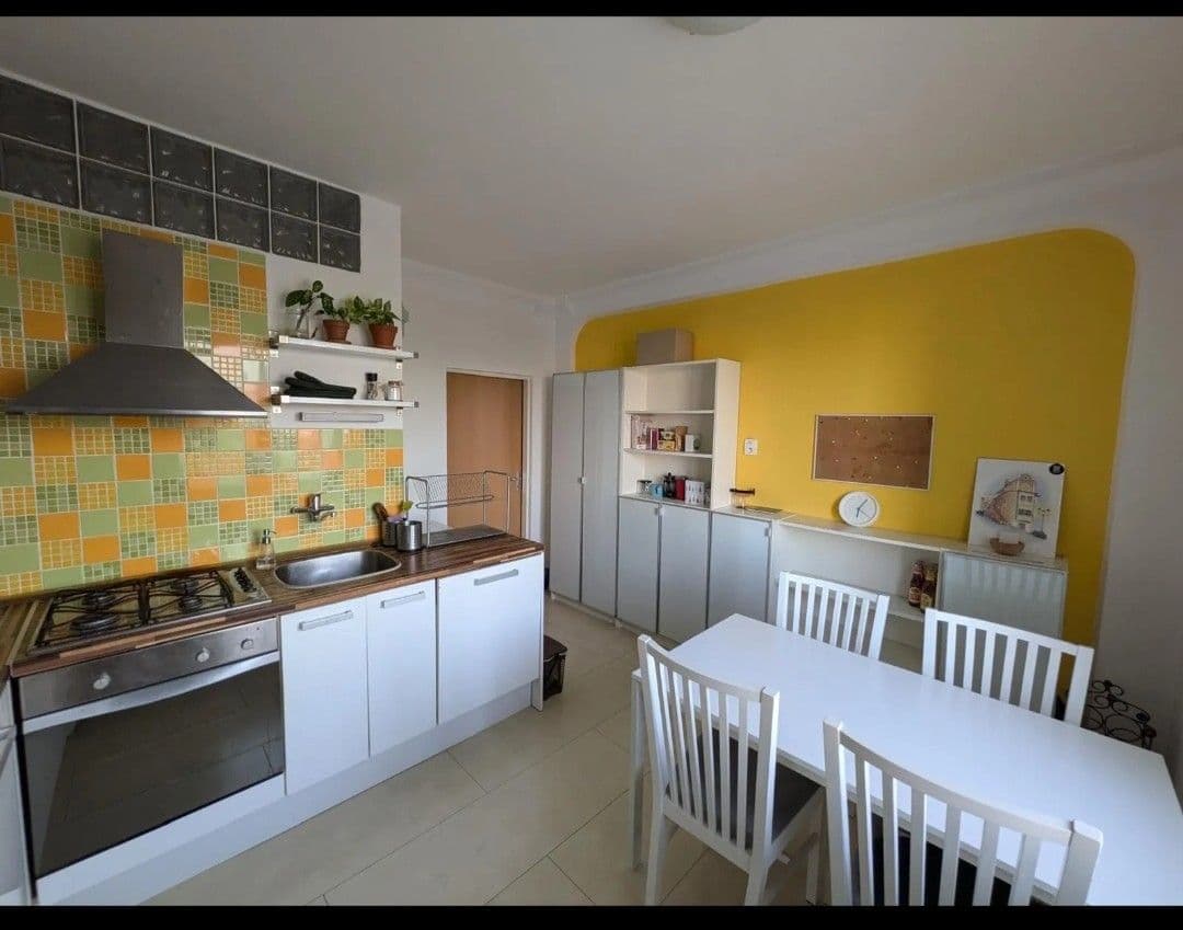 Pronájem bytu 2+1 69 m², Riazanská, Nové Mesto, Bratislavský kraj Pronájem bytu 2+1 69 m², Riazanská, Nové Mesto, Bratislavský kraj