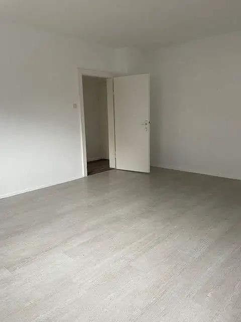 Pronájem bytu 2+1 48 m², Schönberger Straße, Kiel, Šlesvicko-Holštýnsko Pronájem bytu 2+1 48 m², Schönberger Straße, Kiel, Šlesvicko-Holštýnsko