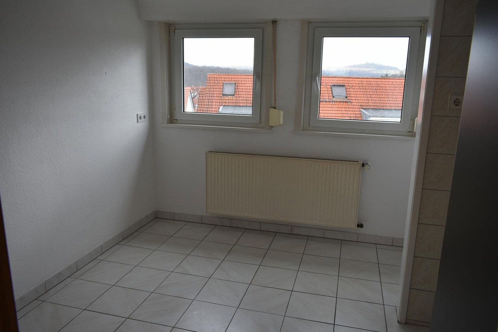 Pronájem bytu 3+kk 64 m², Schiltacher Straße 18, Stuttgart, Bádensko-Württembersko Pronájem bytu 3+kk 64 m², Schiltacher Straße 18, Stuttgart, Bádensko-Württembersko