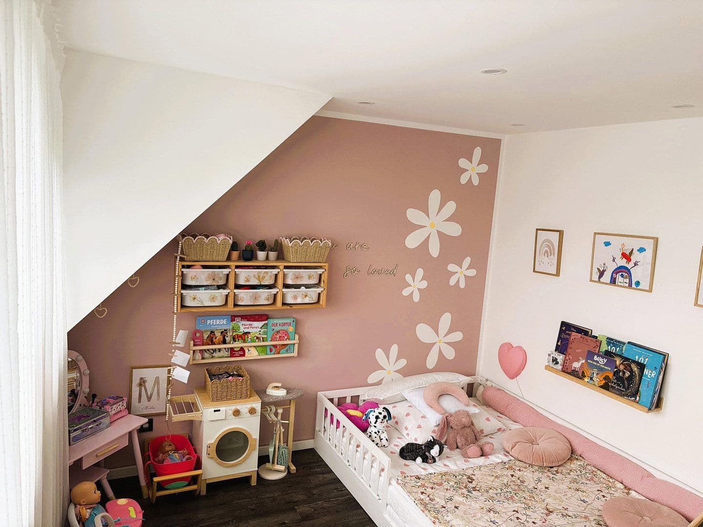 Prodej bytu 4+kk 113 m², Essen-Haarzopf, Severní Porýní-Vestfálsko Prodej bytu 4+kk 113 m², Essen-Haarzopf, Severní Porýní-Vestfálsko