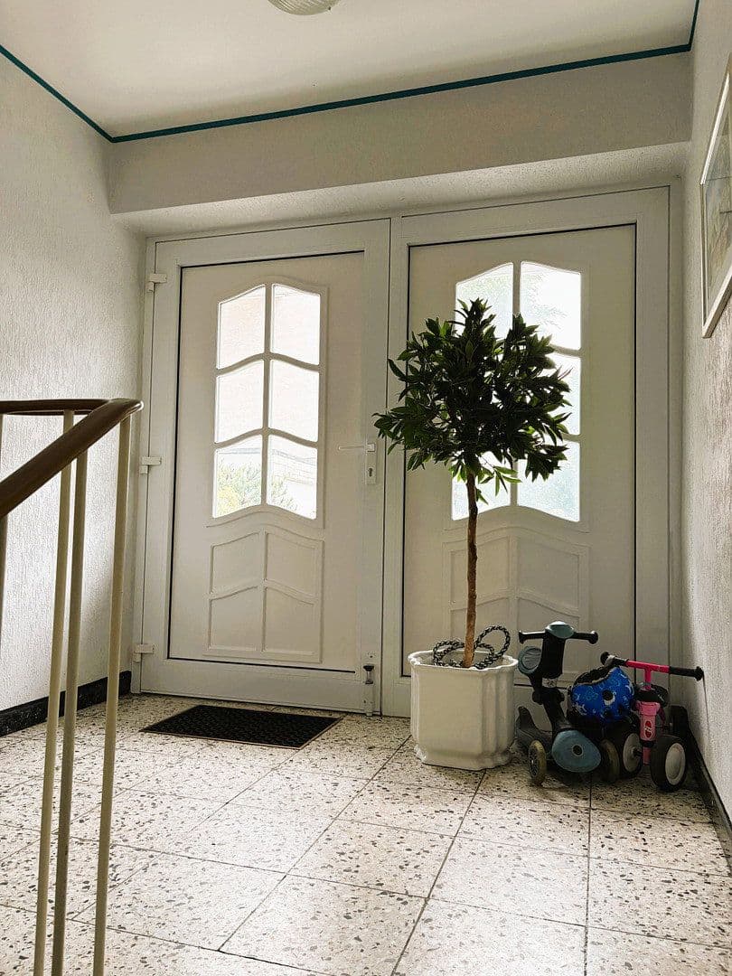Prodej bytu 4+kk 113 m², Essen-Haarzopf, Severní Porýní-Vestfálsko Prodej bytu 4+kk 113 m², Essen-Haarzopf, Severní Porýní-Vestfálsko
