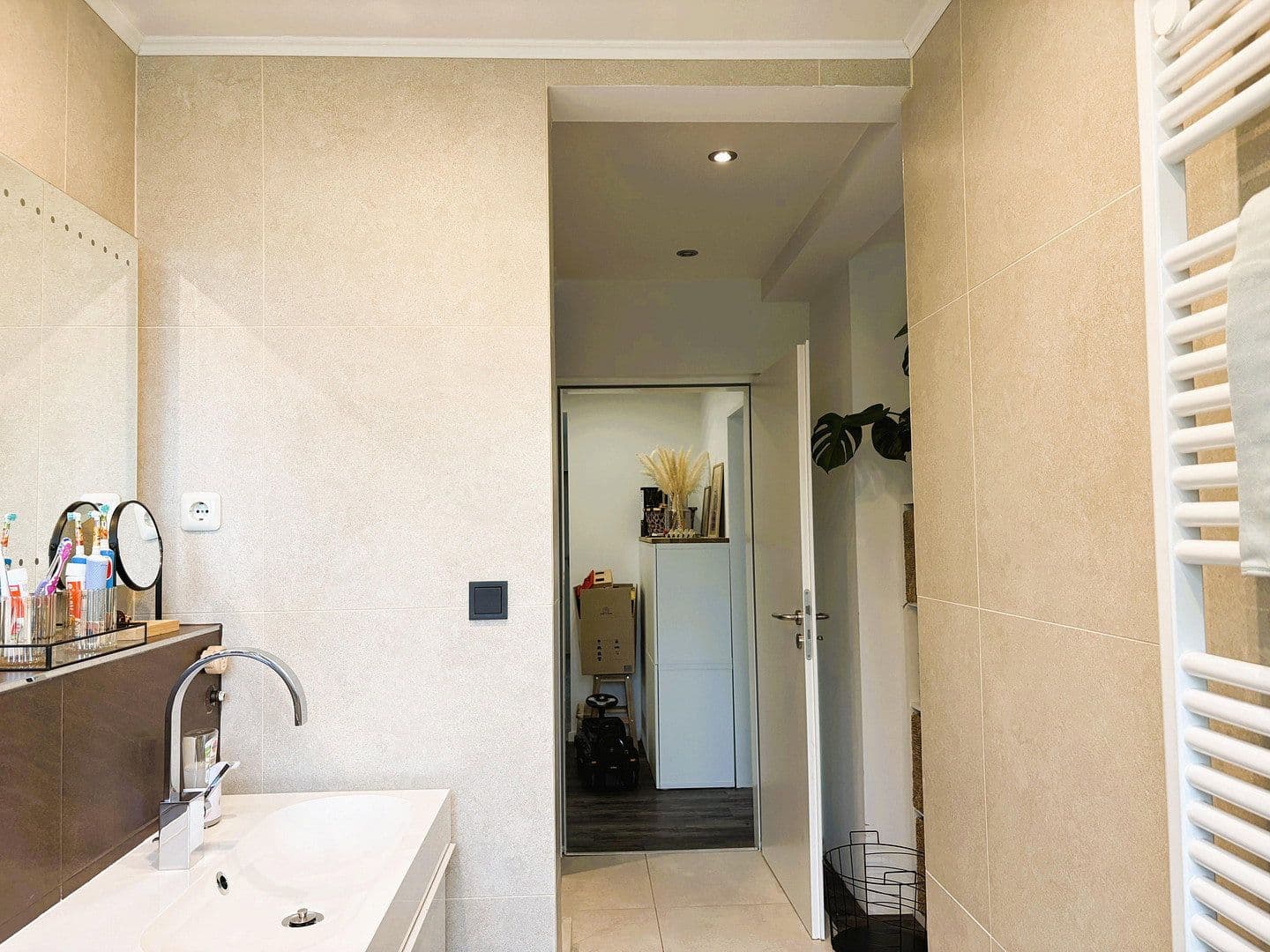 Prodej bytu 4+kk 113 m², Essen-Haarzopf, Severní Porýní-Vestfálsko Prodej bytu 4+kk 113 m², Essen-Haarzopf, Severní Porýní-Vestfálsko