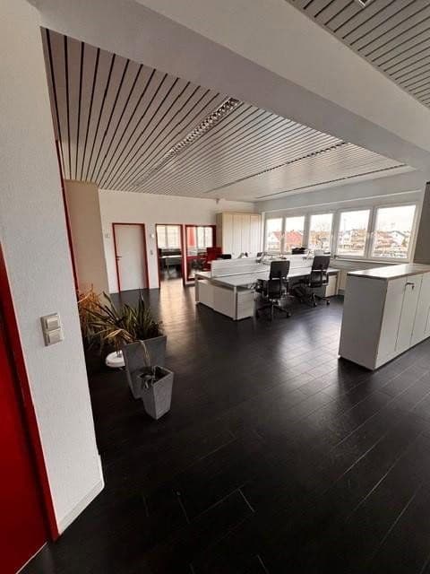 Prodej nebytového prostoru 6.072 m², Leipheim, Bavorsko Prodej nebytového prostoru 6.072 m², Leipheim, Bavorsko