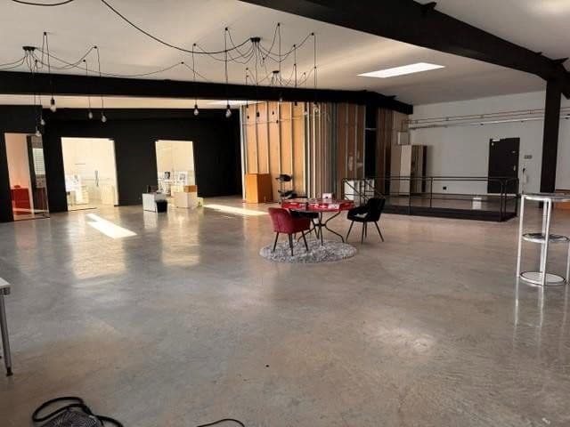 Prodej nebytového prostoru 6.072 m², Leipheim, Bavorsko Prodej nebytového prostoru 6.072 m², Leipheim, Bavorsko
