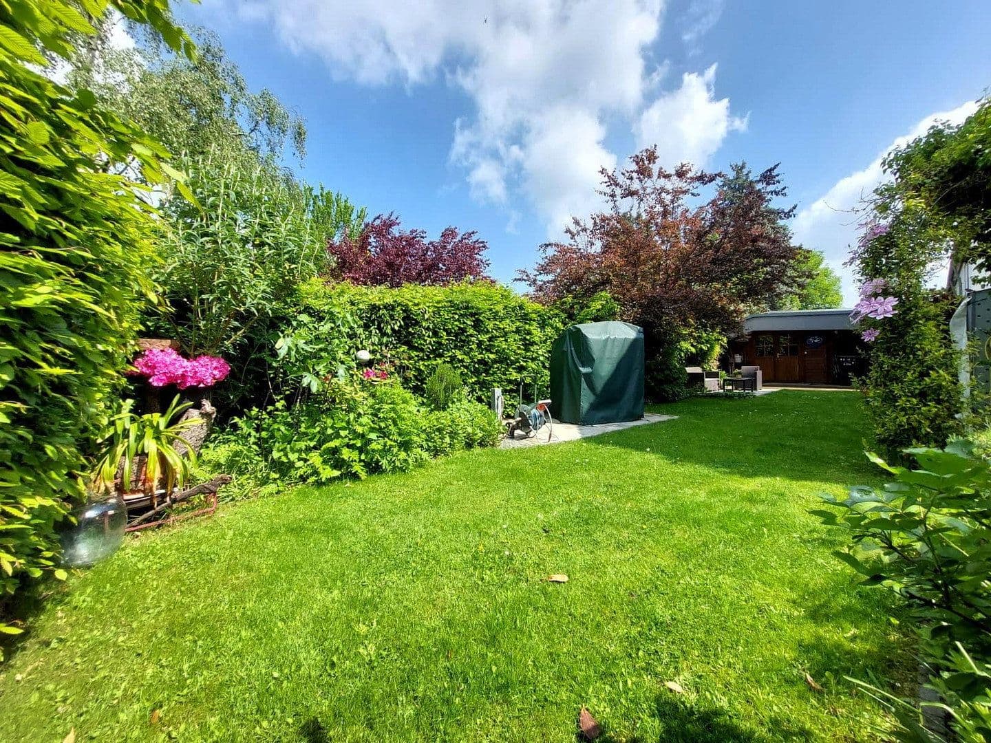 Prodej domu 144 m², pozemek 346 m², Köln Volkhoven/Weiler, Severní Porýní-Vestfálsko Prodej domu 144 m², pozemek 346 m², Köln Volkhoven/Weiler, Severní Porýní-Vestfálsko