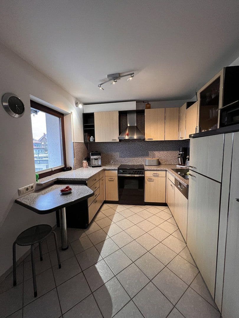 Prodej bytu 3+1 84 m², Stuttgart, Bádensko-Württembersko Prodej bytu 3+1 84 m², Stuttgart, Bádensko-Württembersko