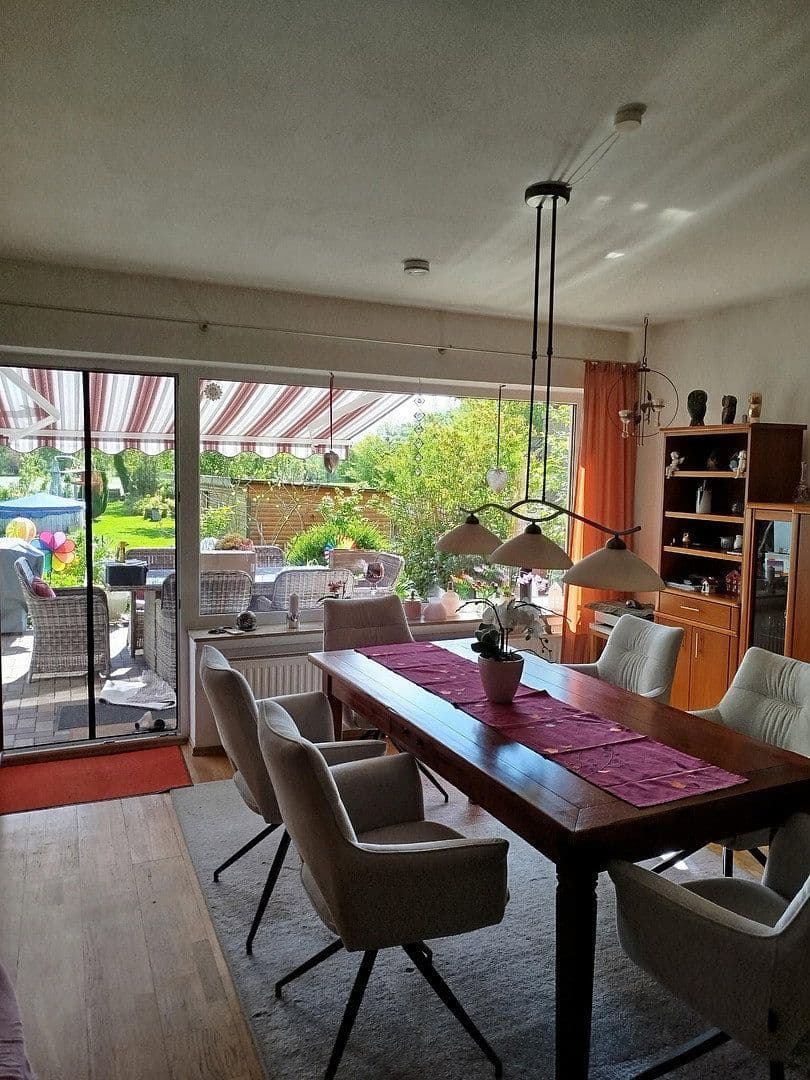 Prodej domu 103 m², pozemek 983 m², Schwanewede, Dolní Sasko Prodej domu 103 m², pozemek 983 m², Schwanewede, Dolní Sasko