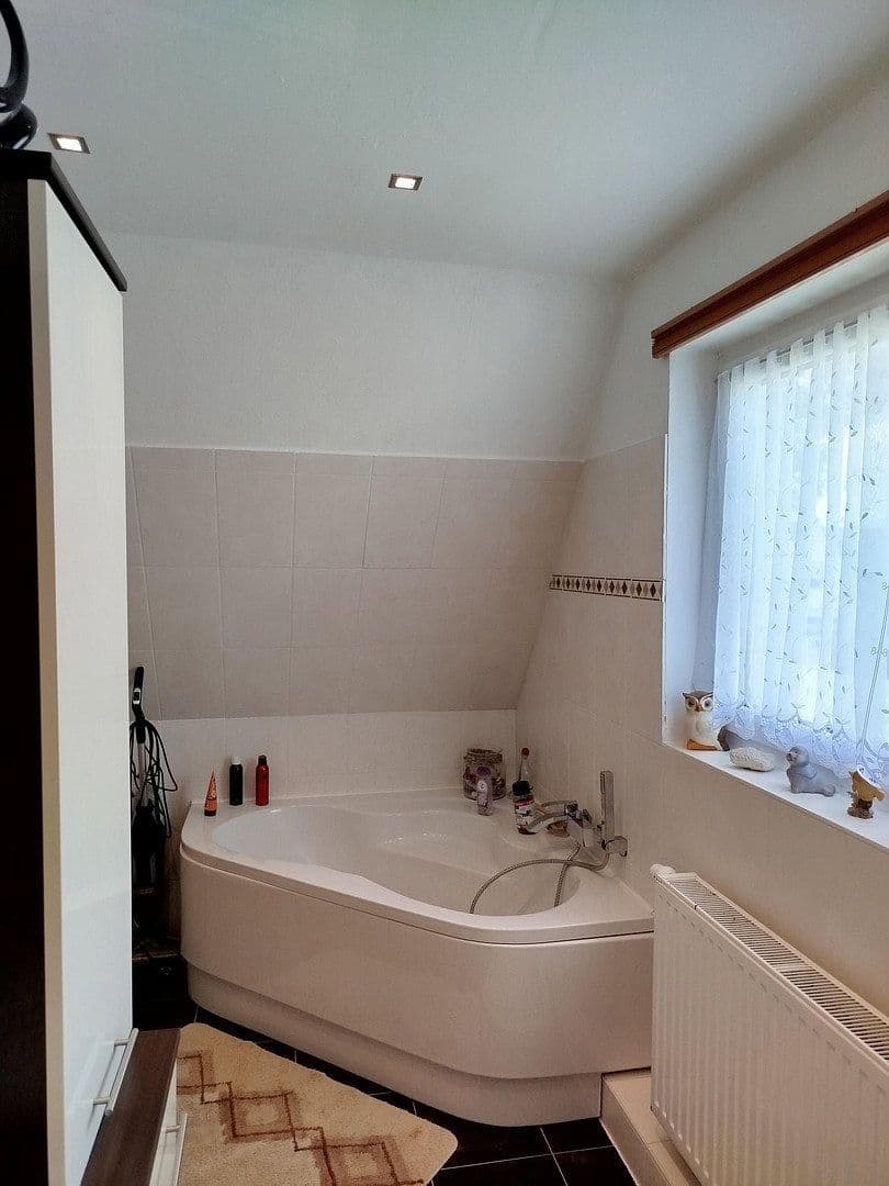 Prodej domu 103 m², pozemek 983 m², Schwanewede, Dolní Sasko Prodej domu 103 m², pozemek 983 m², Schwanewede, Dolní Sasko