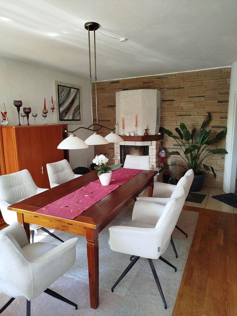 Prodej domu 103 m², pozemek 983 m², Schwanewede, Dolní Sasko Prodej domu 103 m², pozemek 983 m², Schwanewede, Dolní Sasko