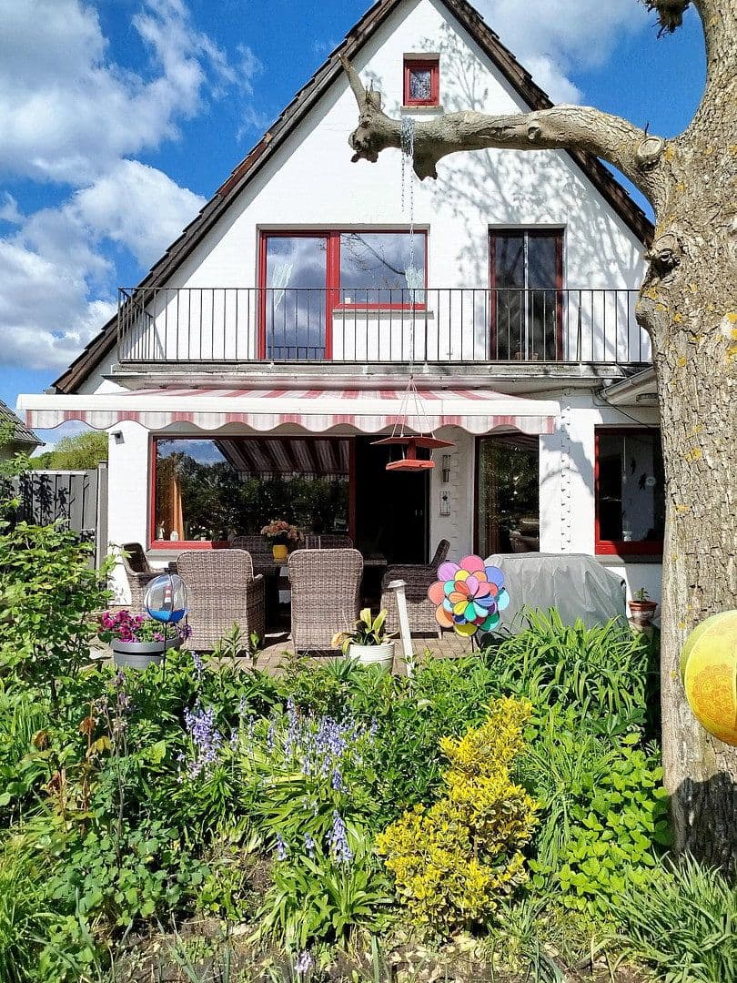 Prodej domu 103 m², pozemek 983 m², Schwanewede, Dolní Sasko Prodej domu 103 m², pozemek 983 m², Schwanewede, Dolní Sasko