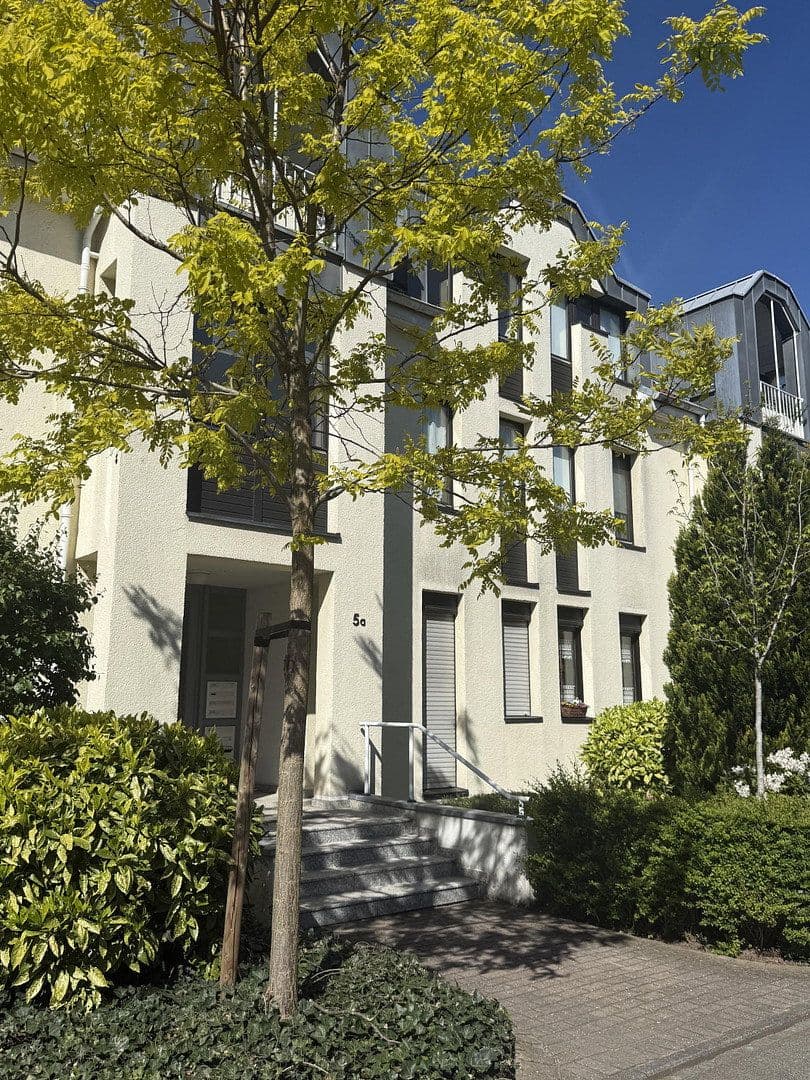 Prodej bytu 3+1 79 m², Karlstr. 5a, Langenfeld (Rheinland), Severní Porýní-Vestfálsko Prodej bytu 3+1 79 m², Karlstr. 5a, Langenfeld (Rheinland), Severní Porýní-Vestfálsko