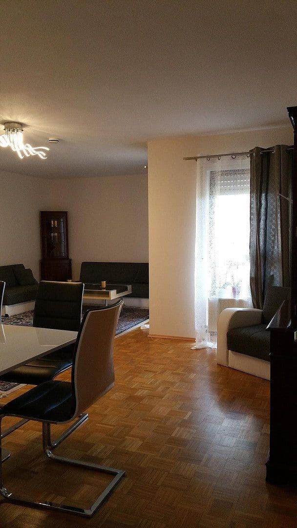 Prodej bytu 3+1 87 m², Schmitzstraße.5, Mannheim, Bádensko-Württembersko Prodej bytu 3+1 87 m², Schmitzstraße.5, Mannheim, Bádensko-Württembersko
