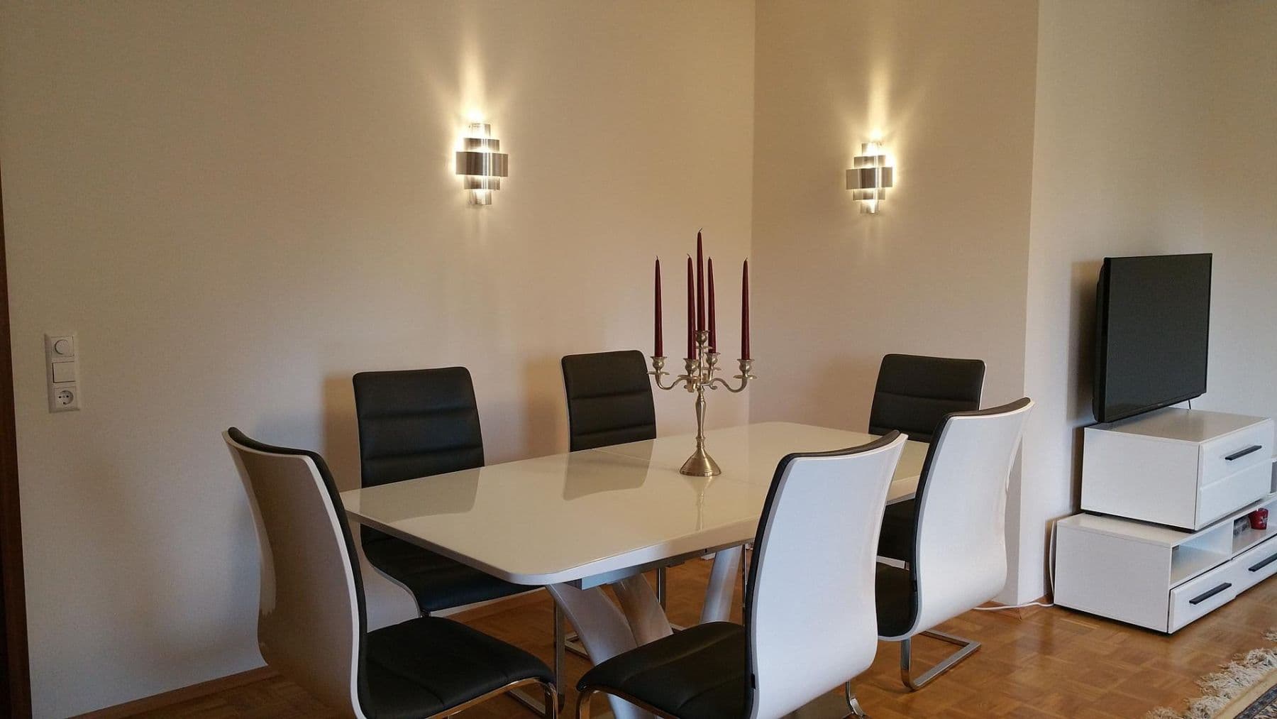 Prodej bytu 3+1 87 m², Schmitzstraße.5, Mannheim, Bádensko-Württembersko Prodej bytu 3+1 87 m², Schmitzstraße.5, Mannheim, Bádensko-Württembersko