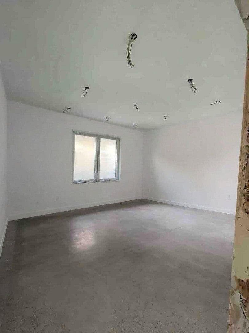 Prodej bytu 3+1 73 m², Berlin, Berlín Prodej bytu 3+1 73 m², Berlin, Berlín