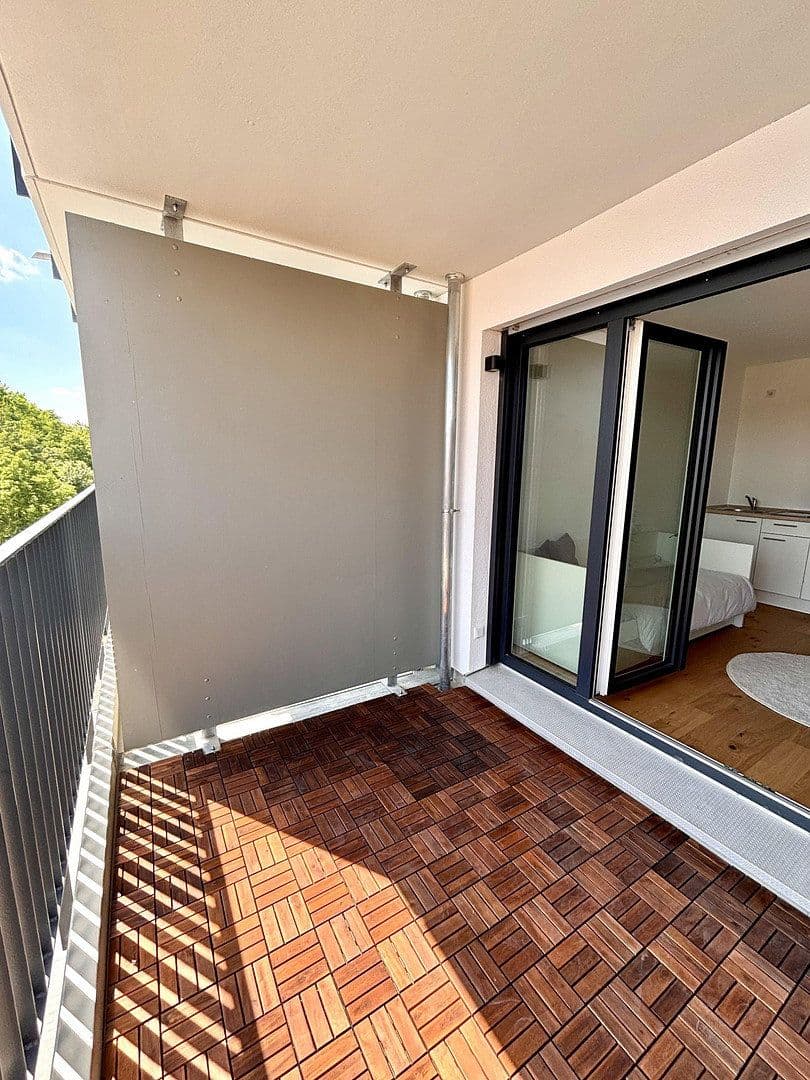 Pronájem bytu 1+1 25 m², Otto-Hahn-Straße 40, Regensburg, Bavorsko Pronájem bytu 1+1 25 m², Otto-Hahn-Straße 40, Regensburg, Bavorsko