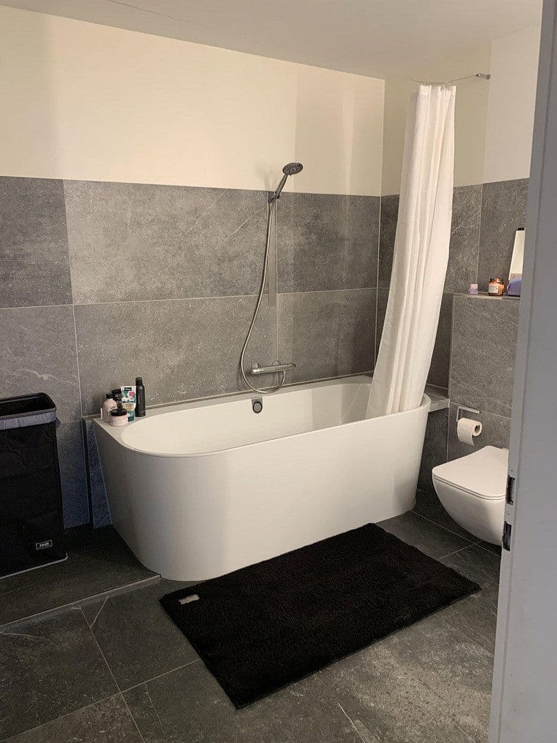 Prodej bytu 3+1 100 m², Ernst-Brasse-Straße 26A, Mönchengladbach, Severní Porýní-Vestfálsko Prodej bytu 3+1 100 m², Ernst-Brasse-Straße 26A, Mönchengladbach, Severní Porýní-Vestfálsko