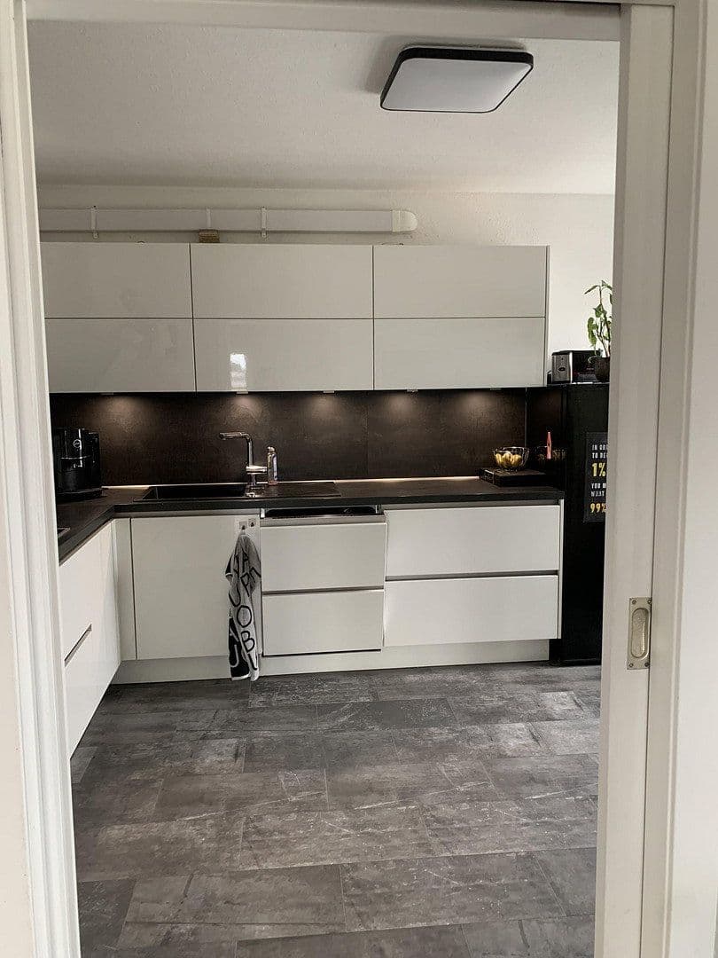 Prodej bytu 3+1 100 m², Ernst-Brasse-Straße 26A, Mönchengladbach, Severní Porýní-Vestfálsko Prodej bytu 3+1 100 m², Ernst-Brasse-Straße 26A, Mönchengladbach, Severní Porýní-Vestfálsko