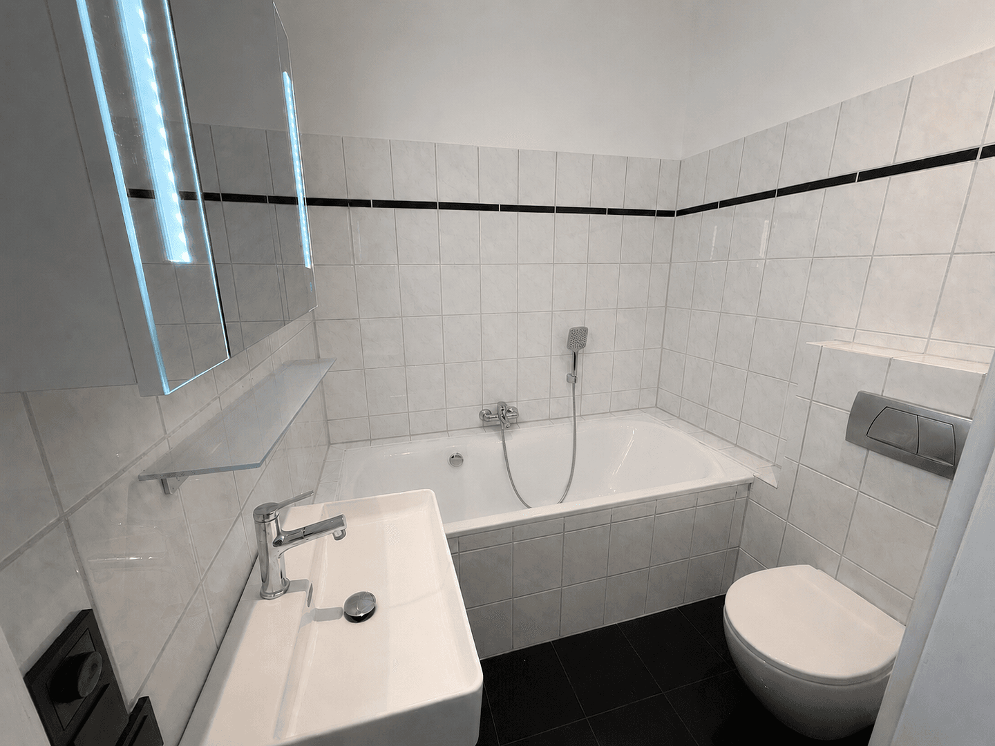 Prodej bytu 4+1 85 m², Papendamm 23, Hamburg, Hamburg Prodej bytu 4+1 85 m², Papendamm 23, Hamburg, Hamburg