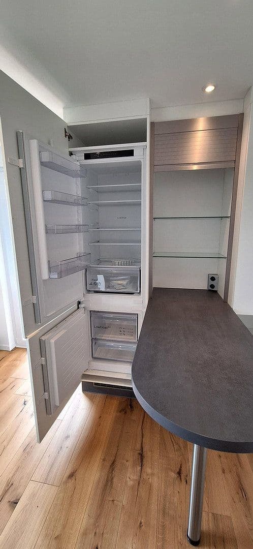 Prodej bytu 4+1 107 m², Heidelberg, Bádensko-Württembersko Prodej bytu 4+1 107 m², Heidelberg, Bádensko-Württembersko