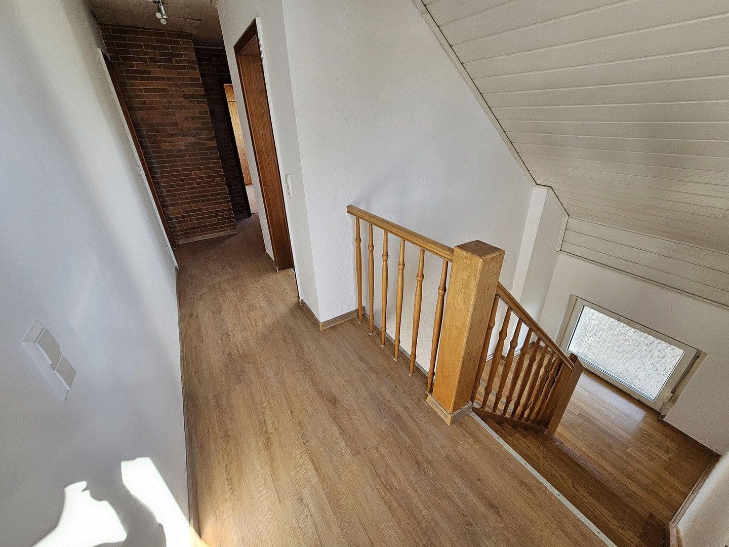 Pronájem bytu 4+1 120 m², Stutensee, Bádensko-Württembersko Pronájem bytu 4+1 120 m², Stutensee, Bádensko-Württembersko