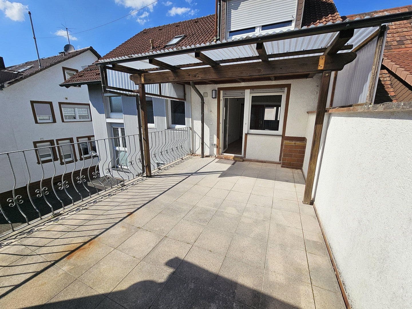 Pronájem bytu 4+1 120 m², Stutensee, Bádensko-Württembersko Pronájem bytu 4+1 120 m², Stutensee, Bádensko-Württembersko