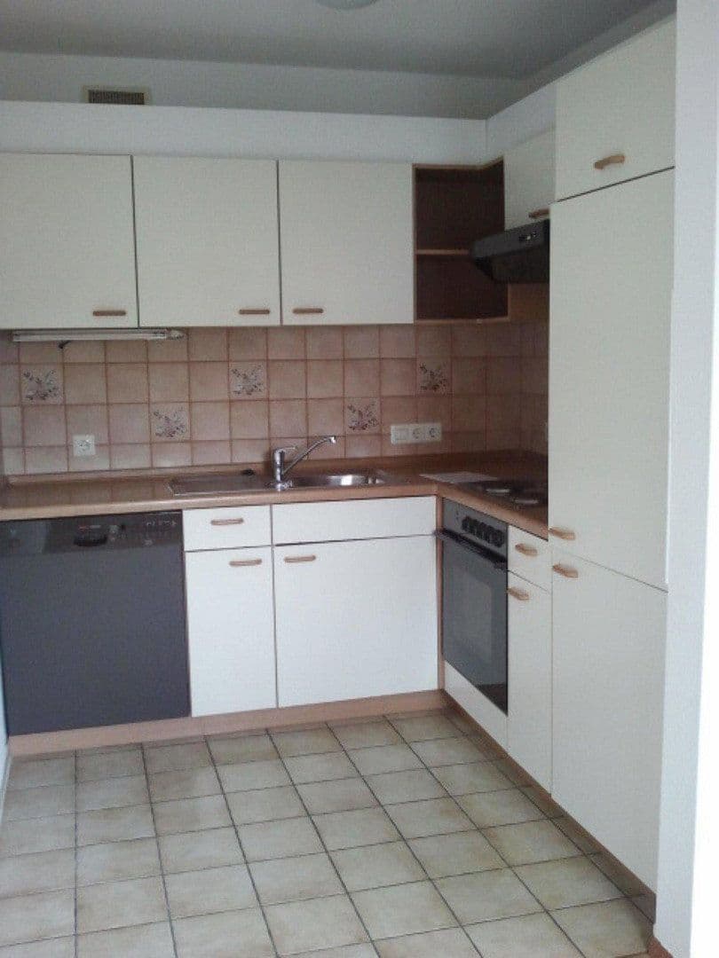 Pronájem bytu 2+1 56 m², Gustav-Wernerstraße, Ravensburg, Bádensko-Württembersko Pronájem bytu 2+1 56 m², Gustav-Wernerstraße, Ravensburg, Bádensko-Württembersko