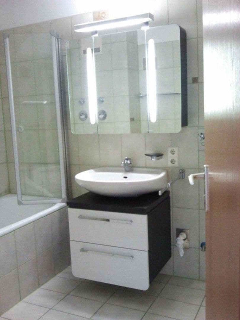 Pronájem bytu 2+1 56 m², Gustav-Wernerstraße, Ravensburg, Bádensko-Württembersko Pronájem bytu 2+1 56 m², Gustav-Wernerstraße, Ravensburg, Bádensko-Württembersko