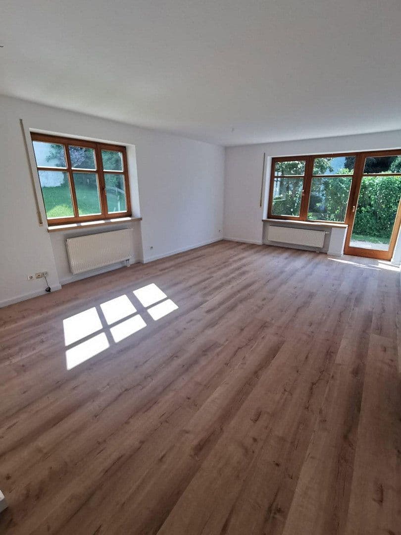 Pronájem bytu 3+1 90 m², Dietmannsried, Bavorsko Pronájem bytu 3+1 90 m², Dietmannsried, Bavorsko