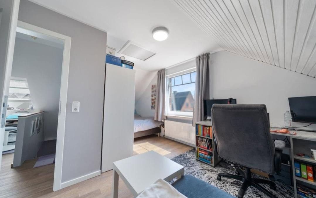 Prodej domu 120 m², pozemek 376 m², Heide, Šlesvicko-Holštýnsko Prodej domu 120 m², pozemek 376 m², Heide, Šlesvicko-Holštýnsko