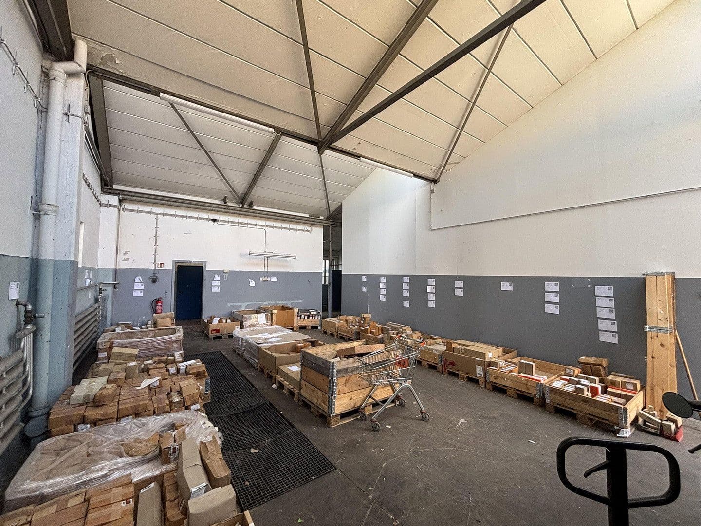 Pronájem nebytového prostoru 270 m², Karmeliterstr. 34, Heilbronn, Bádensko-Württembersko Pronájem nebytového prostoru 270 m², Karmeliterstr. 34, Heilbronn, Bádensko-Württembersko