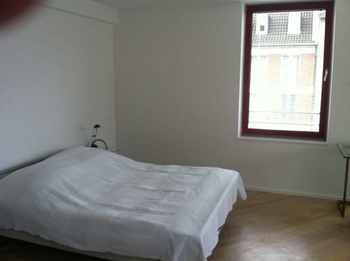 Pronájem bytu 2+1 79 m², Bismarckstrasse, Köln, Severní Porýní-Vestfálsko Pronájem bytu 2+1 79 m², Bismarckstrasse, Köln, Severní Porýní-Vestfálsko