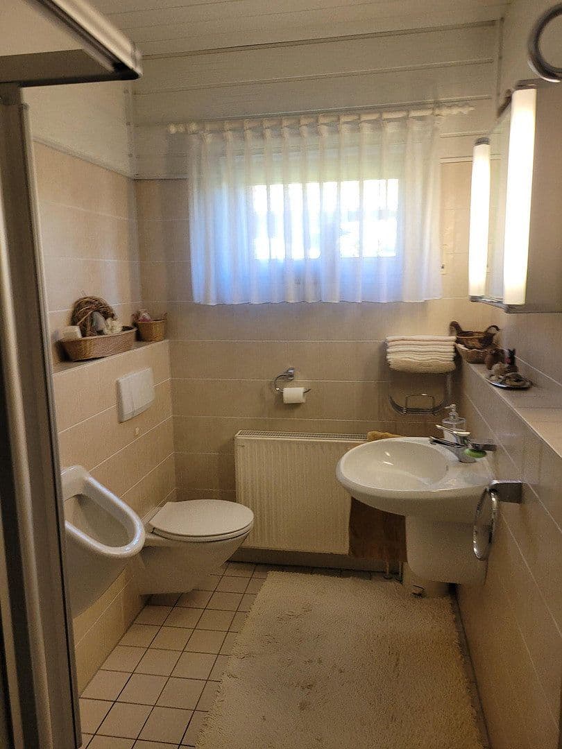Prodej domu 125 m², pozemek 896 m², Lachendorf, Dolní Sasko Prodej domu 125 m², pozemek 896 m², Lachendorf, Dolní Sasko