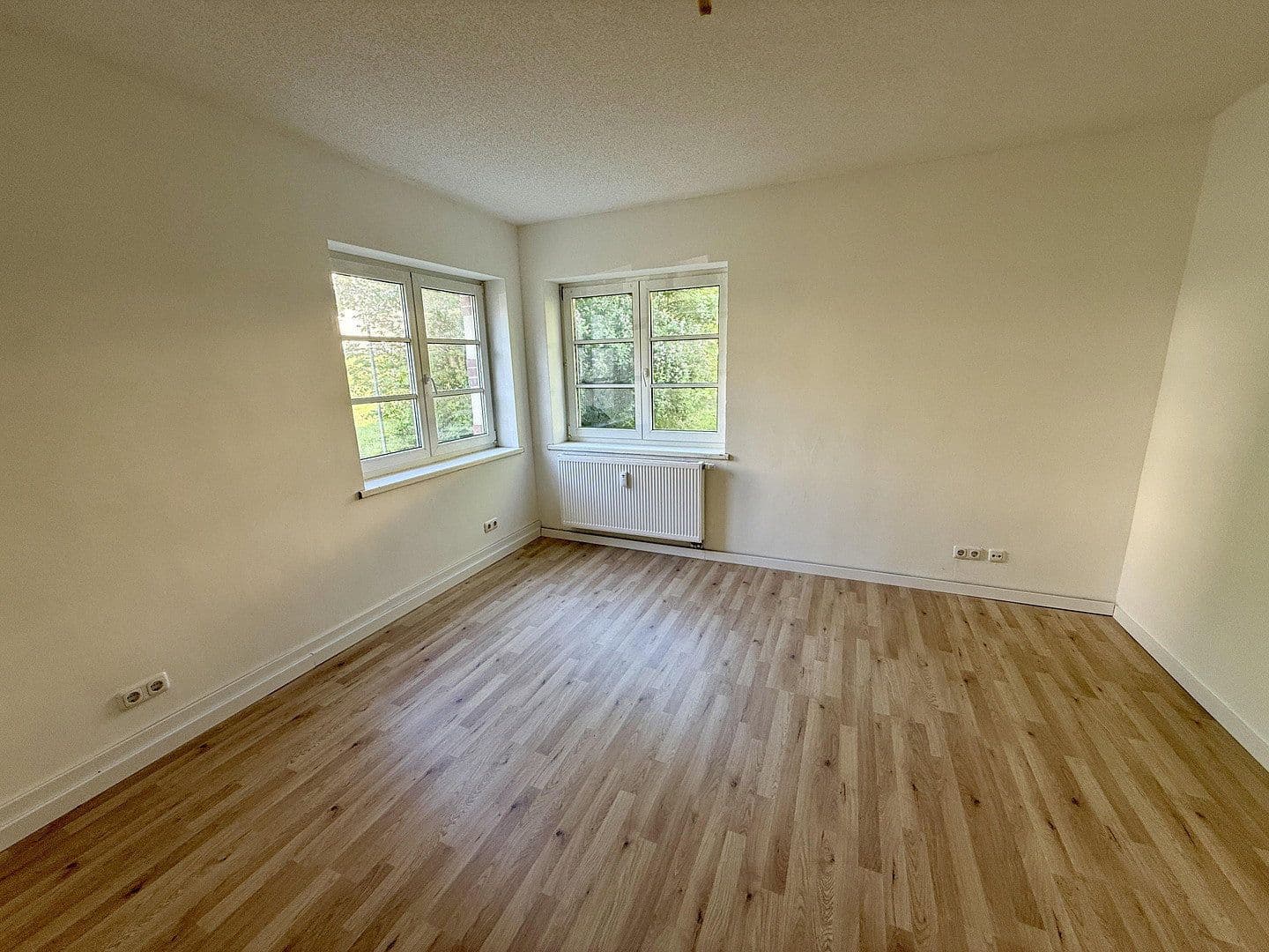 Pronájem bytu 3+1 64 m², Alter Reichenbacherstr. 16, Plauen, Sasko Pronájem bytu 3+1 64 m², Alter Reichenbacherstr. 16, Plauen, Sasko