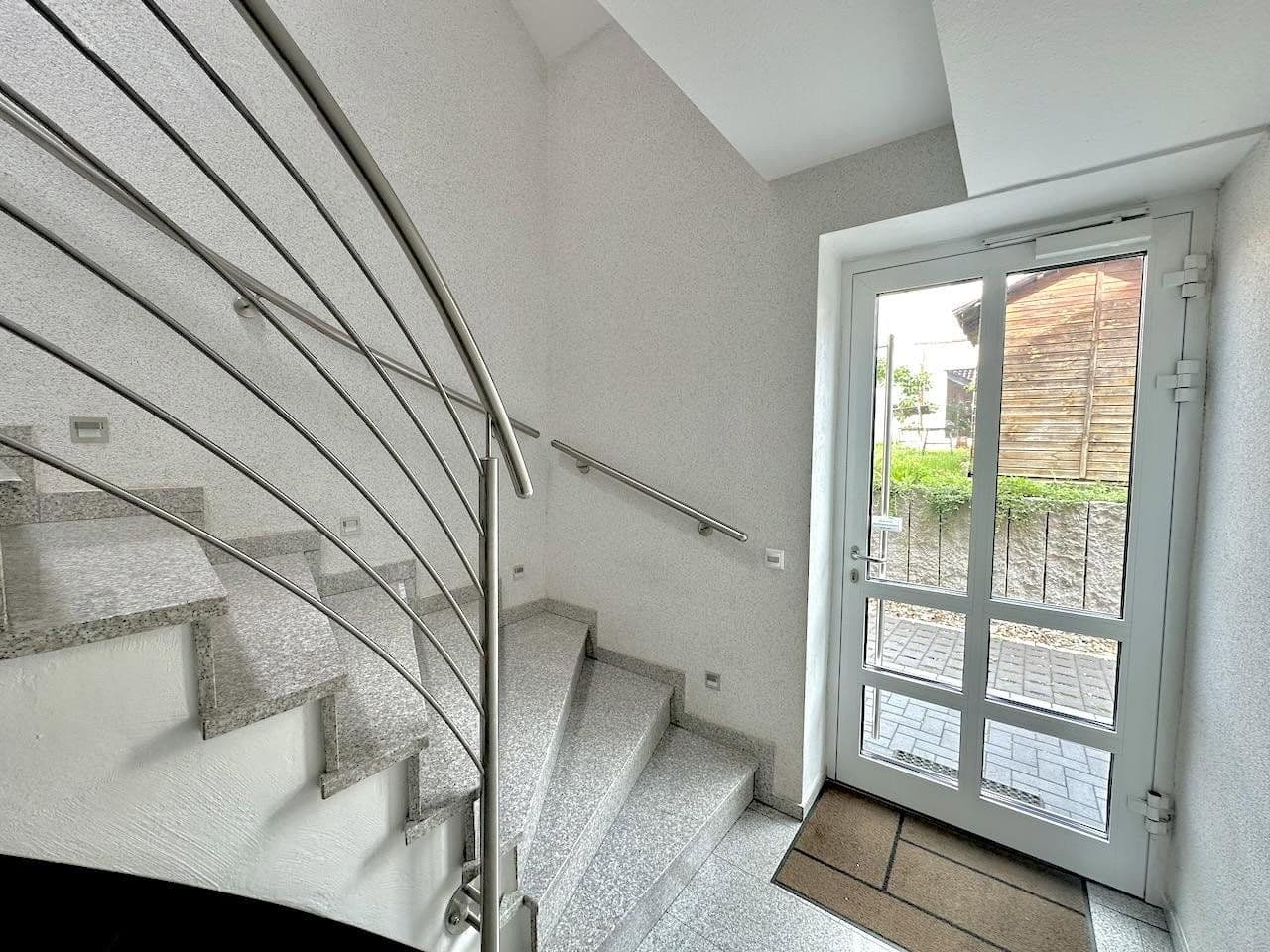 Pronájem bytu 3+1 110 m², Elisabeth-Flöge-Str. 2, Sarstedt, Dolní Sasko Pronájem bytu 3+1 110 m², Elisabeth-Flöge-Str. 2, Sarstedt, Dolní Sasko