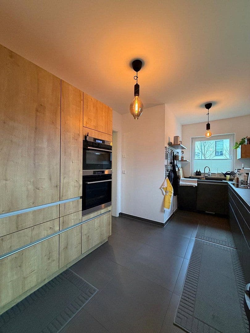 Pronájem domu 151 m², pozemek 500 m², Berlin, Berlín Pronájem domu 151 m², pozemek 500 m², Berlin, Berlín