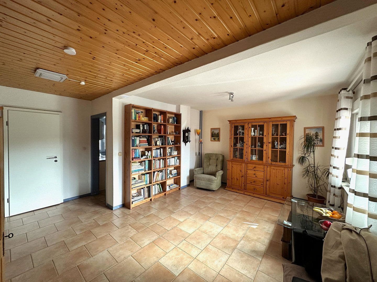 Prodej domu 202 m², pozemek 1.087 m², Königslutter am Elm, Dolní Sasko Prodej domu 202 m², pozemek 1.087 m², Königslutter am Elm, Dolní Sasko