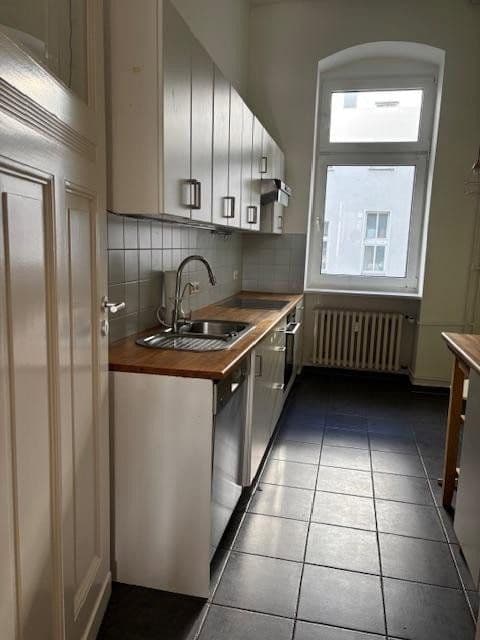 Prodej bytu 3+1 86 m², Fritschestr.77, Berlin, Berlín Prodej bytu 3+1 86 m², Fritschestr.77, Berlin, Berlín