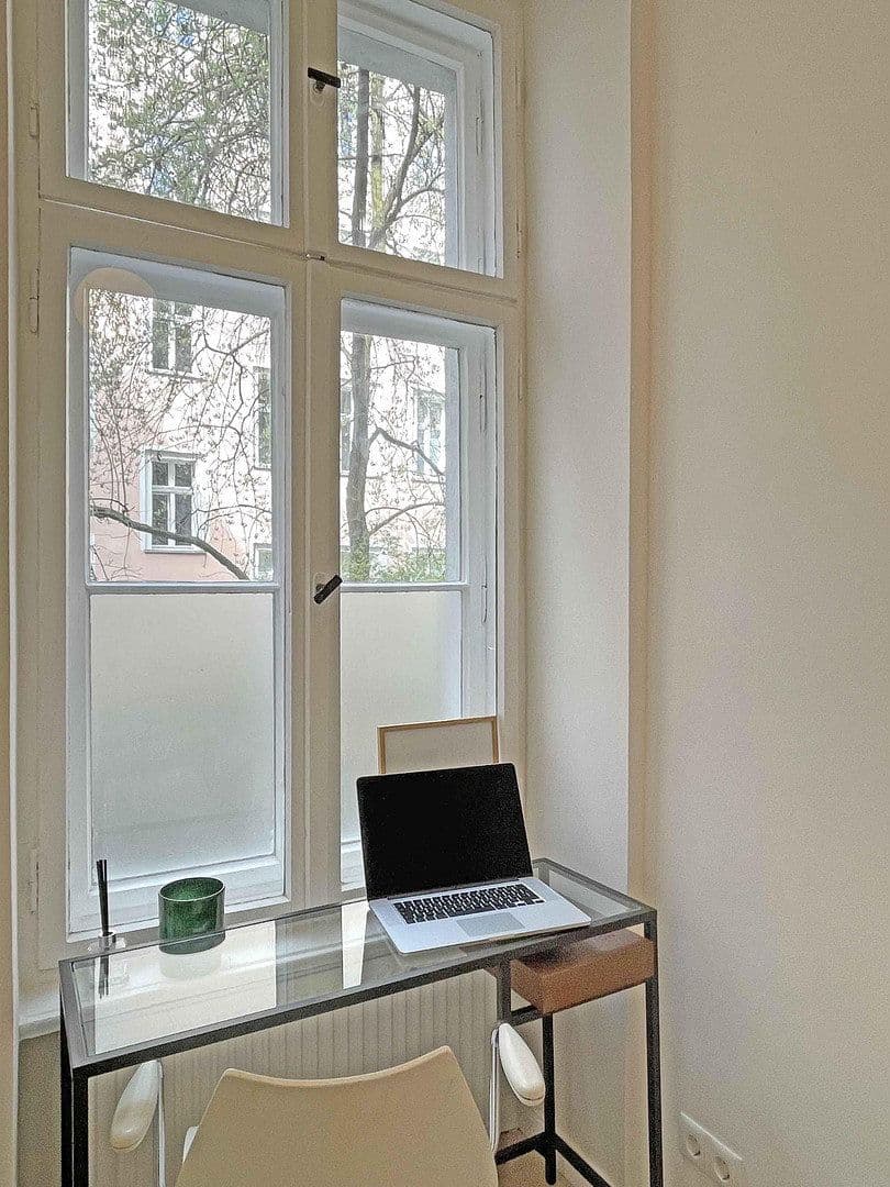 Prodej bytu 1+kk 35 m², Fehrbelliner Straße 36, Berlin, Berlín Prodej bytu 1+kk 35 m², Fehrbelliner Straße 36, Berlin, Berlín