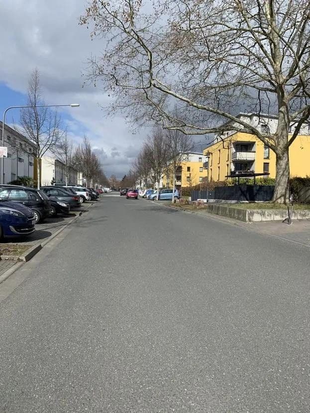 Pronájem domu 143 m², pozemek 155 m², Karl-Blum-Allee 51, Frankfurt, Hessen Pronájem domu 143 m², pozemek 155 m², Karl-Blum-Allee 51, Frankfurt, Hessen