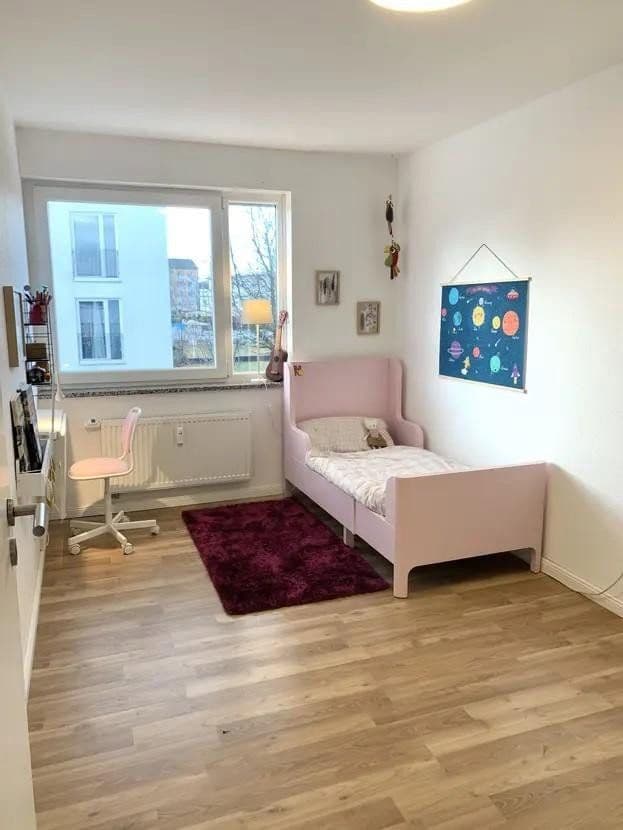 Pronájem domu 143 m², pozemek 155 m², Karl-Blum-Allee 51, Frankfurt, Hessen Pronájem domu 143 m², pozemek 155 m², Karl-Blum-Allee 51, Frankfurt, Hessen