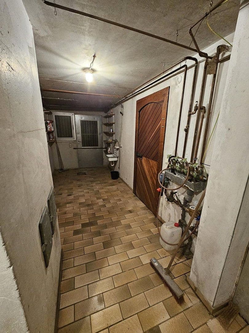 Prodej domu 142 m², pozemek 561 m², Vaihingen an der Enz, Bádensko-Württembersko Prodej domu 142 m², pozemek 561 m², Vaihingen an der Enz, Bádensko-Württembersko