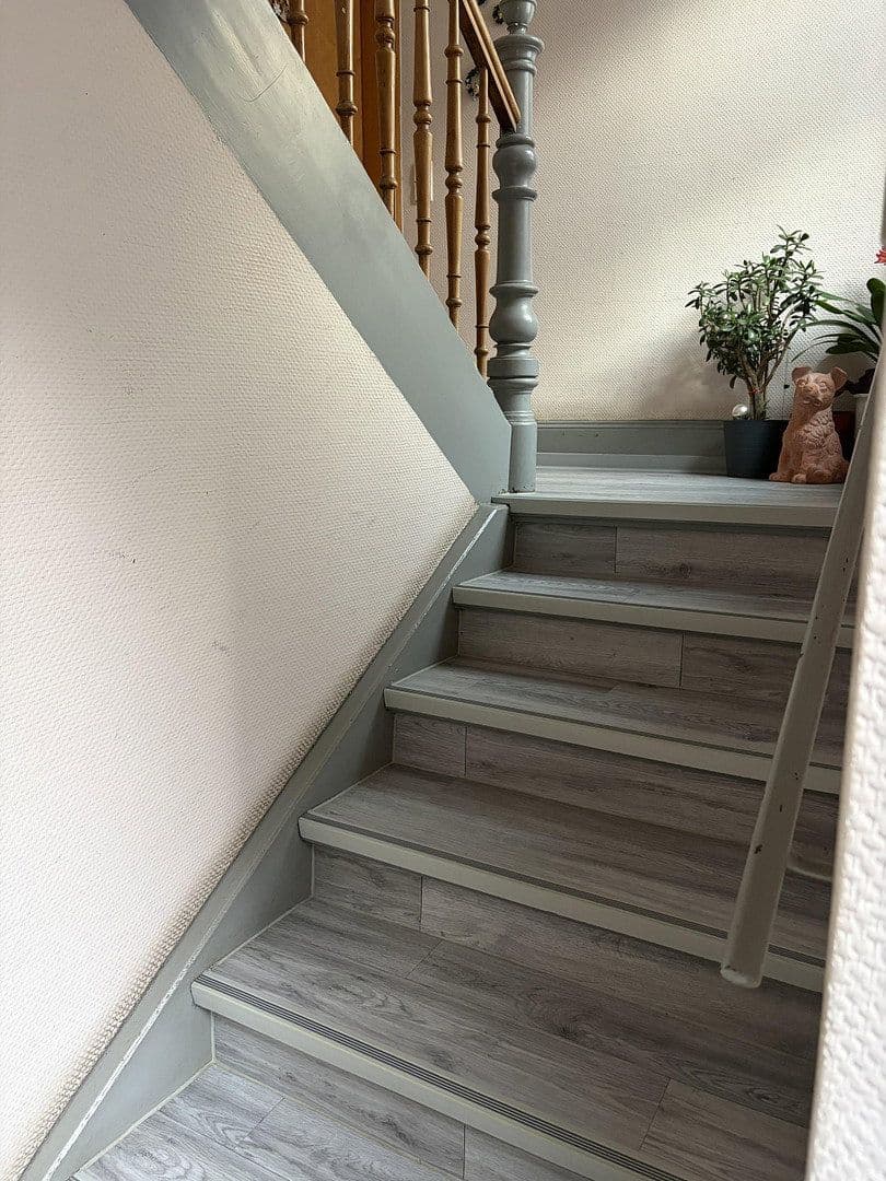 Pronájem bytu 1+kk 36 m², Großglocknerstrasse 73, Stuttgart, Bádensko-Württembersko Pronájem bytu 1+kk 36 m², Großglocknerstrasse 73, Stuttgart, Bádensko-Württembersko