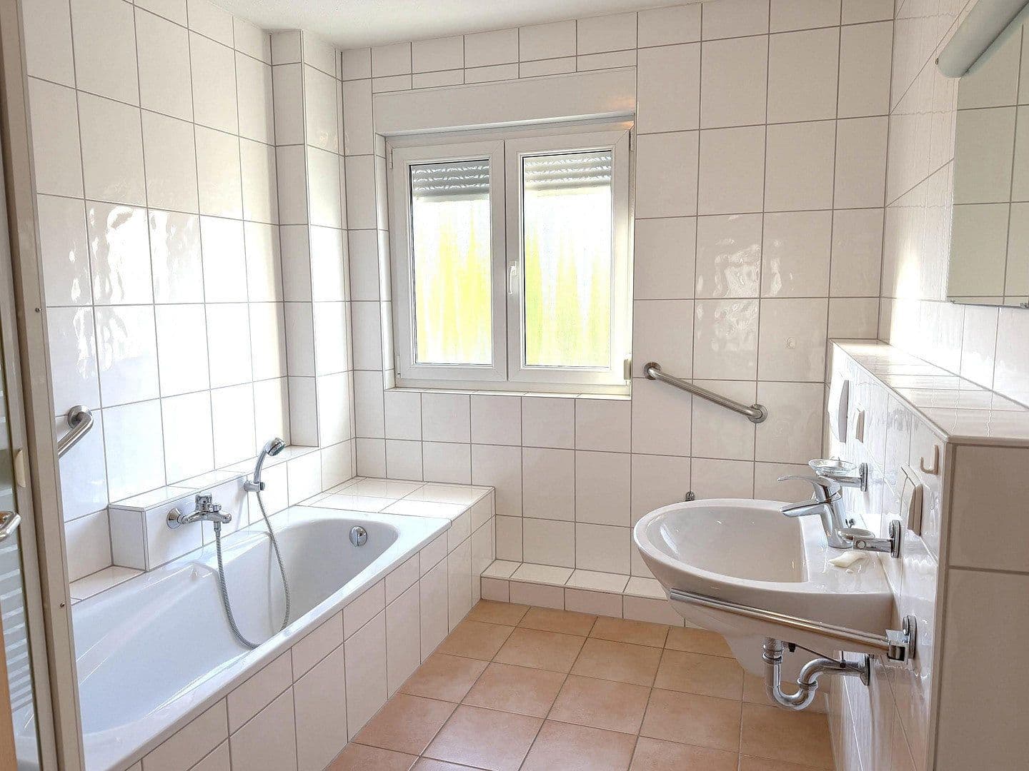 Prodej domu 146 m², pozemek 166 m², Kaiserslautern, Porýní-Falc Prodej domu 146 m², pozemek 166 m², Kaiserslautern, Porýní-Falc